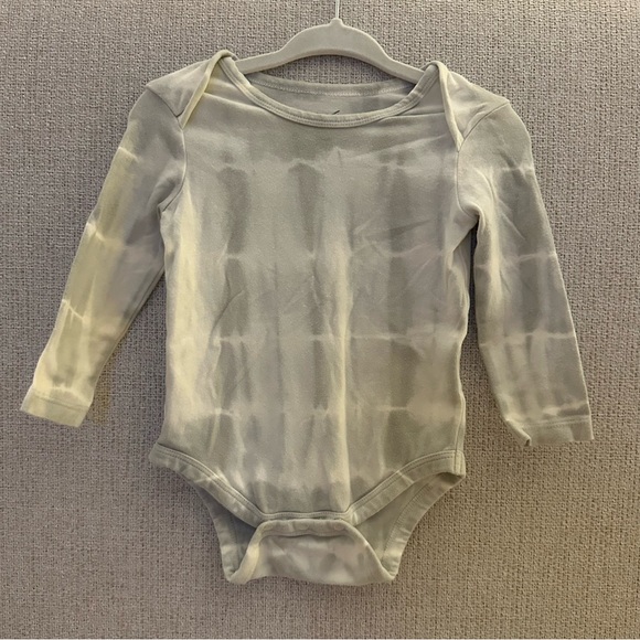Pehr Soft Grey Bodysuit 3-6 mo - Picture 1 of 2